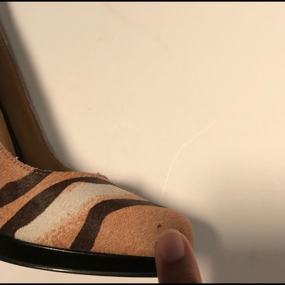 - Tiger Print High Heel Pump Leather By Nine West - Picture 6 of 8